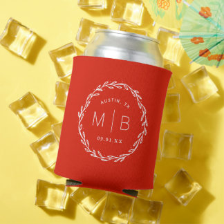 Enfriador De Latas Monograma de boda de corona rústica | Rojo