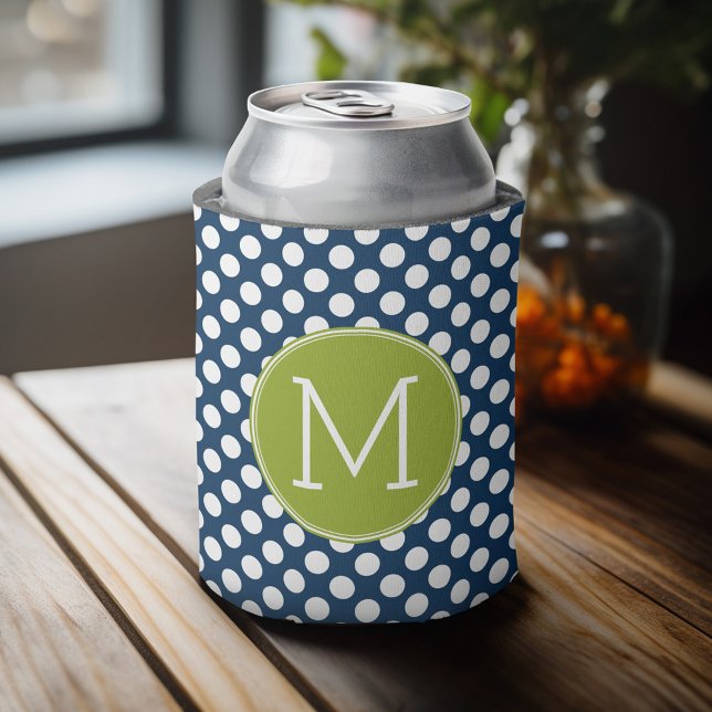 Enfriador De Latas Monograma Personalizado de puntos de polka verde a (Celebrate with a personalized can cooler - add your name or monogram. Great party favor or gift)