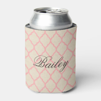 Enfriador De Latas Monograma Rústico Linen Beige y Quatrefoil Rosa