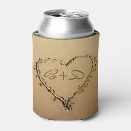 Enfriador De Latas Monogramas de Corazón en la Arena con Amor