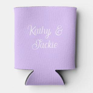 Enfriador De Latas Nombre de boda de pareja retro en pastel púrpura e