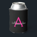 Enfriador De Latas Nombre del Monograma de Giro del Guión Negro Calie<br><div class="desc">Refrigeradores de bebidas de Bachillerato o Bachillerato de Estilo Sencillo y Negro. Estos Bodas,  duchas nupciales o Refrigeradores de bebidas de la fiesta de cumpleaños pueden ser personalizados para incluir su nombre de pila. Póngase en contacto con el diseñador para obtener elementos coincidentes personalizados.</div>