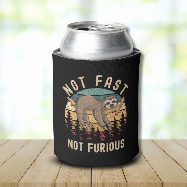 Enfriador De Latas Not Fast Not Furious Funny Sloth Sleeping (Subido por el creador)