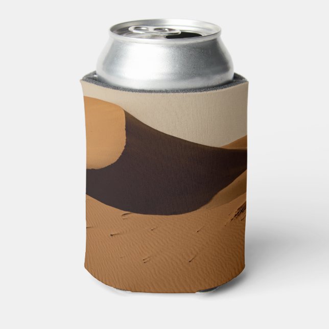 Enfriador De Latas Paisaje del desierto de las dunas de arena (Reverso de la lata)