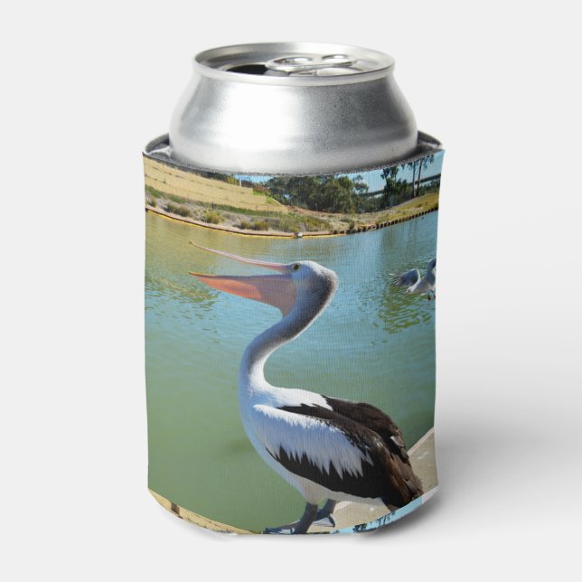 Enfriador De Latas Pelican Cantando Una Canción, (Lata Anverso)