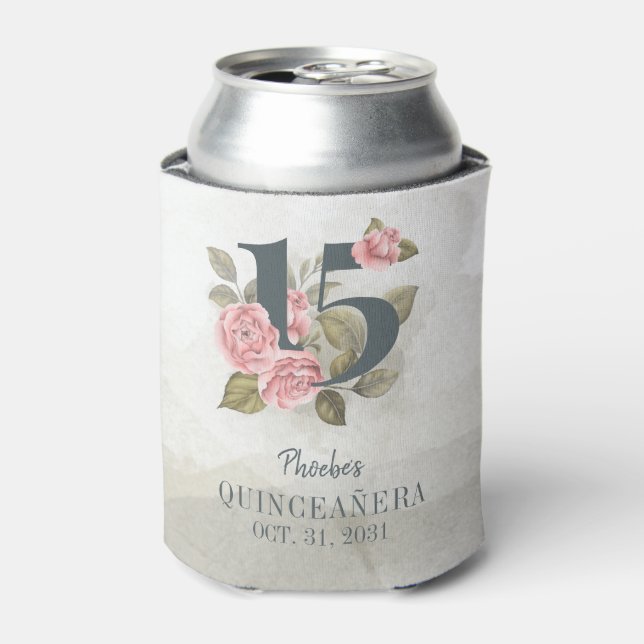 Enfriador De Latas Quinceanera Pink Floral Greenery 15º cumpleaños (Lata Anverso)
