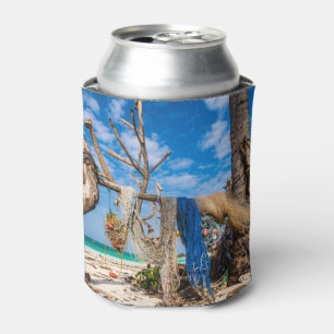 Enfriador De Latas Redes de pesca que se secan en la playa