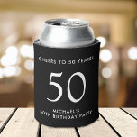 Enfriador De Latas Saludos Black 50th Birthday Party<br><div class="desc">Fun negro refrigerador de bebidas de fiesta de 50 años con "Cheers to 50 Years" y tu nombre con letras blancas sencillas y modernas.</div>
