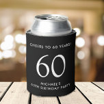 Enfriador De Latas Saludos Black 60th Birthday Party<br><div class="desc">Brinde un brindis en su fiesta de cumpleaños número 60 con este divertido refrigerador de bebidas negro con "Saludos a los 60 años" y su nombre con letras blancas sencillas y modernas.</div>