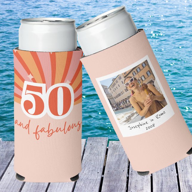 Enfriador De Latas Slim 50 y fabuloso CON FOTO, cumpleaños retro (Can cooler with the words: 50 and fabulous. Retro vintage stripe design custom with photo)