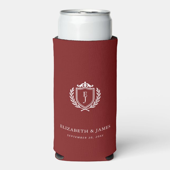 Enfriador De Latas Slim Burgundy Crest Wedding Custom Initials (Frente Agua con Gas)