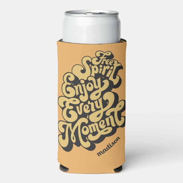 Enfriador De Latas Slim Nombre personalizado retro "Espíritu libre" (Frente Agua con Gas)