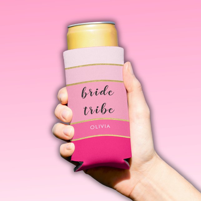 Enfriador De Latas Slim Novia de Rosa de Oro Tribu de Despedida de Soltera (Pink & Gold Bachelorette Bride Tribe personalized can coolers for any bachelorette party or weekend)