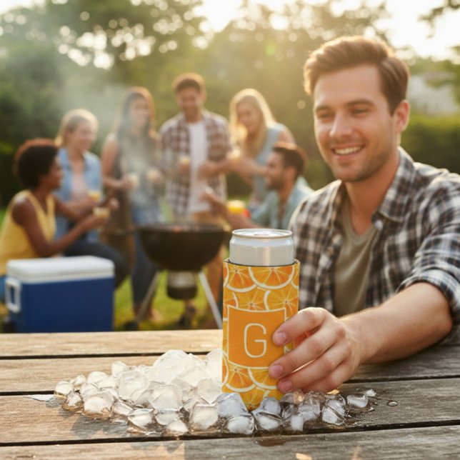 Enfriador De Latas Slim Personalized Orange Citrus Monogram Can Cooler (Subido por el creador)