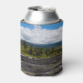 Enfriador De Latas Sobre las rocas de lava