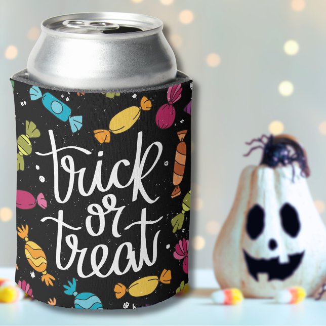 Enfriador De Latas Trick O Trato De Velas De Halloween (Cute Colorful Candy Halloween Trick Or Treat Can Cooler)