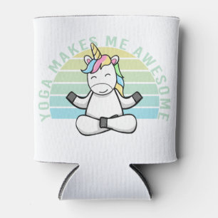 Enfriador De Latas Un lindo unicornio gracioso haciendo yoga.