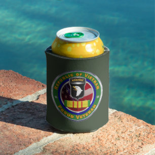 Enfriador De Latas Veterano de la División Aerotransportada 101 en Vi