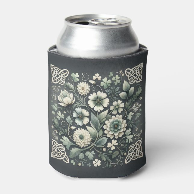 Enfriador De Latas Whispered Clover Knotwork Garden (Lata Anverso)