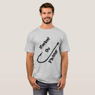 Enganchado en la camiseta del friki de la