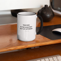 Enseñar la taza del cambio de profesor