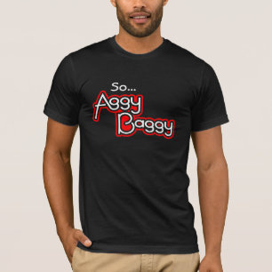 "Entonces...AggyBaggy" significa camiseta roja bla