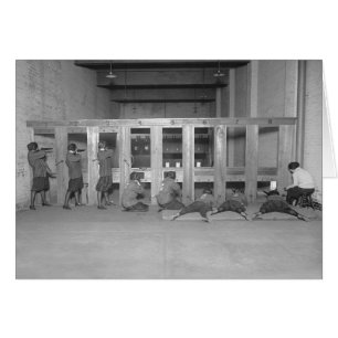 Equipo de Rifle de Chicas, 1922