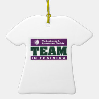 Equipo en el entrenamiento del ornamento de AMBBR