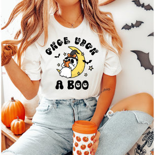 Érase una vez un fantasma que leía camisetas de Ha