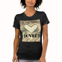 ¡Eres AMADO! En la camiseta de Sepia