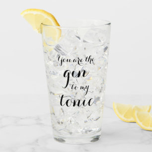 Eres la ginebra de mi vaso de bebida tónico