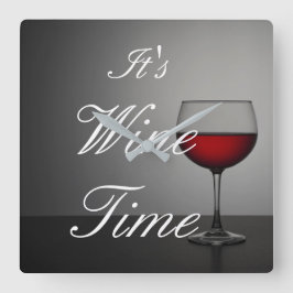 Es el reloj de pared del tiempo del vino