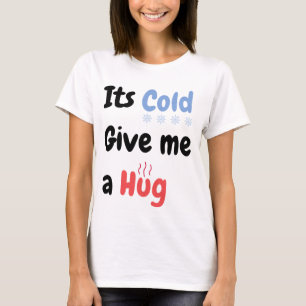 Es frío darme una enorme camiseta de citas