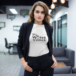 Es la camiseta de Wine O'Clock