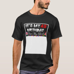 Es mi cuarto cumpleaños Rótulo mi camiseta de 42 a