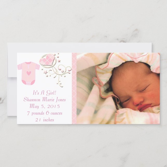 Es una Invitación Chica de Recién nacido rosado y  (Anverso)