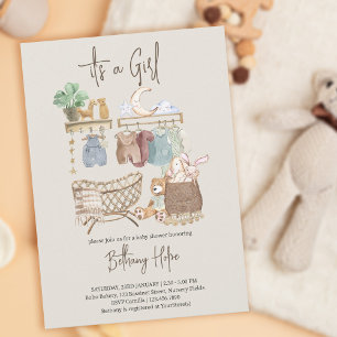 Es una invitación de baby shower boho para niña