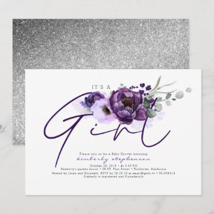 Es una invitación de Baby Shower de flores moradas