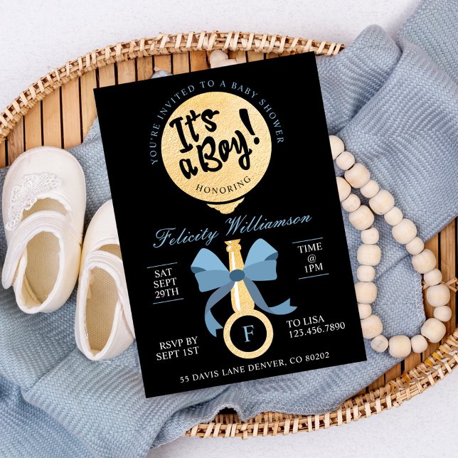 Es una invitación de Baby Shower para un niño bebé (It's A Boy Baby Rattle Baby Shower Invitation)