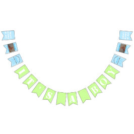 Es una pancarta de boy Bunting