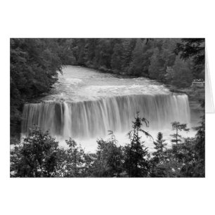 Escala de grises de Tahquamenon Upper Falls