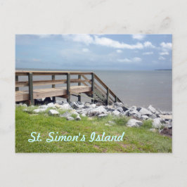 Escalera de madera hasta la postal acuática