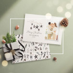 Escándalo moderno negro elegante Navidad de guione<br><div class="desc">Negro moderno,  elegante,  rústico color de agua beige natural escandinavo contemporáneo color mudo beige,  foto en blanco y negro tarjeta de Navidades de vacaciones.</div>