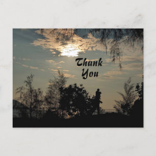 Escena cálida del atardecer Árboles Tarjeta postal