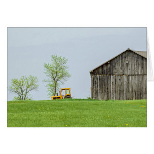 Escena De Barn Con Tractor