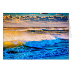 Escenario costero al amanecer