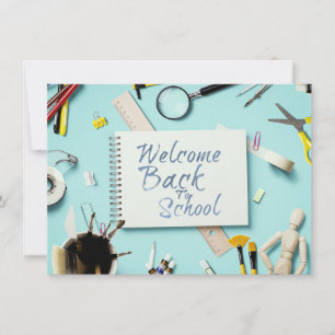 Escrito A Mano "Bienvenido De Nuevo A La Escuela"