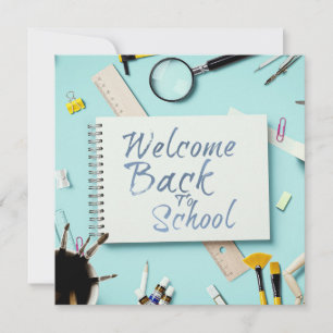 Escrito A Mano "Bienvenido De Nuevo A La Escuela"