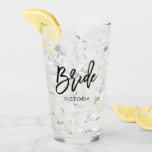 Escritura elegante "novia" personalizada<br><div class="desc">La diversión personalizó diseño nupcial del fiesta.</div>