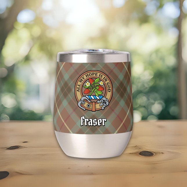 Escudo de Clan Fraser sobre la caza del tartán (Subido por el creador)